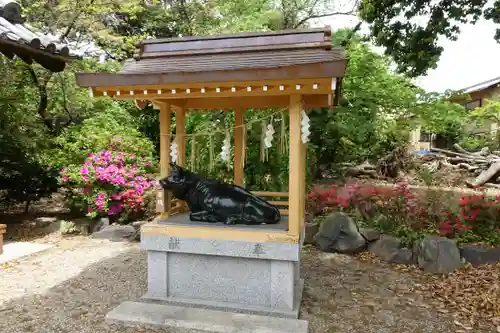 旦椋神社の狛犬