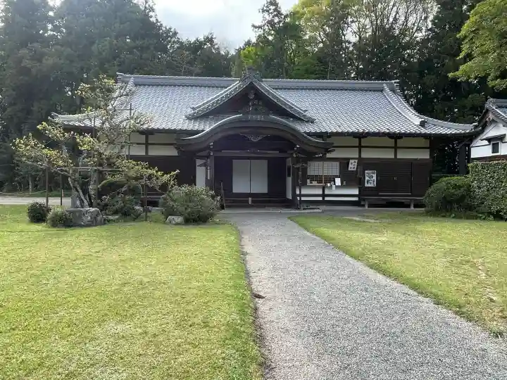 馬見岡綿向神社の{uncategorized: "未分類", other: "その他", undefined: "問題あり", building: "その他建物", grave: "お墓", sacred_gate: "鳥居", guardian: "狛犬", statue: "像", buddha: "仏像", history: "歴史", nature: "自然", garden: "庭園", animal: "動物", pagoda: "塔", temizu: "手水舎", mountain_gate: "山門・神門", sanctuary: "本殿・本堂", subordinate: "末社・摂社", art: "芸術", scenery: "景色", jizo: "地蔵", ema: "絵馬", goshuin: "御朱印", omikuji: "おみくじ", items: "授与品その他", amulet: "お守り", goshuincho: "御朱印帳", eats: "食事", festival: "お祭り", votive_dance: "神楽", shichigosan: "七五三参", wedding: "結婚式", experience: "体験その他", initially: "初詣", around: "周辺", anti_infection: "感染症対策"}
