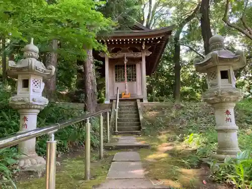 天台宗　長窪山　正覚寺の末社