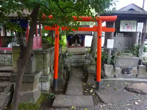 本郷氷川神社の末社