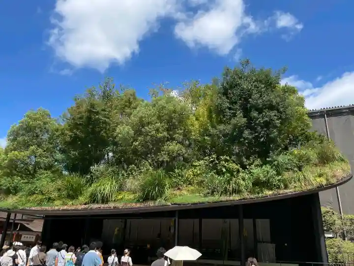 太宰府天満宮の{uncategorized: "未分類", other: "その他", undefined: "問題あり", building: "その他建物", grave: "お墓", sacred_gate: "鳥居", guardian: "狛犬", statue: "像", buddha: "仏像", history: "歴史", nature: "自然", garden: "庭園", animal: "動物", pagoda: "塔", temizu: "手水舎", mountain_gate: "山門・神門", sanctuary: "本殿・本堂", subordinate: "末社・摂社", art: "芸術", scenery: "景色", jizo: "地蔵", ema: "絵馬", goshuin: "御朱印", omikuji: "おみくじ", items: "授与品その他", amulet: "お守り", goshuincho: "御朱印帳", eats: "食事", festival: "お祭り", votive_dance: "神楽", shichigosan: "七五三参", wedding: "結婚式", experience: "体験その他", initially: "初詣", around: "周辺", anti_infection: "感染症対策"}