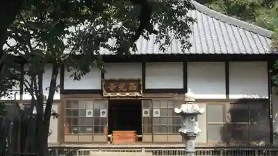 西光寺の本殿・本堂