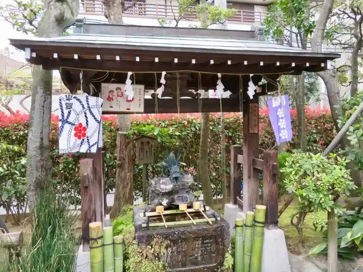 高木神社の手水舎