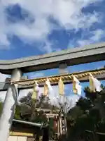 横浜御嶽神社の鳥居