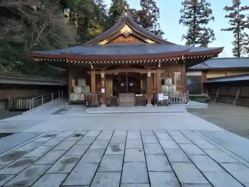高麗神社の本殿・本堂
