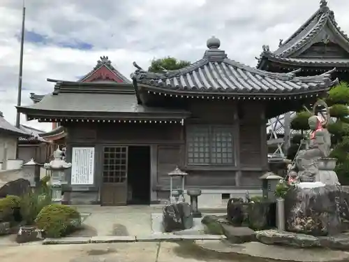 井戸寺の末社