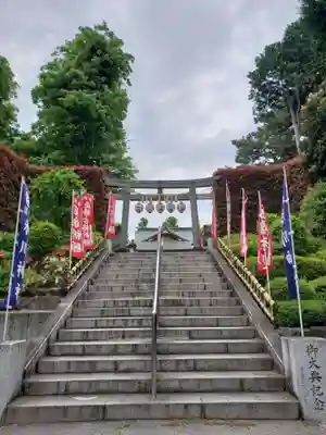 中野沼袋氷川神社の鳥居
