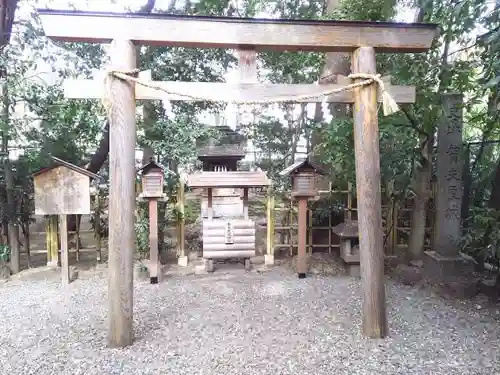 金神社の鳥居