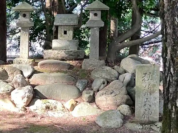 五社宮の末社・摂社