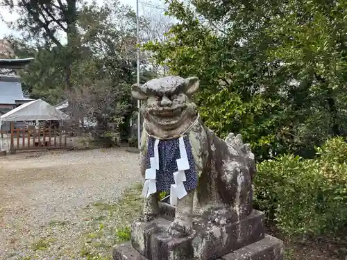 忌部神社の狛犬