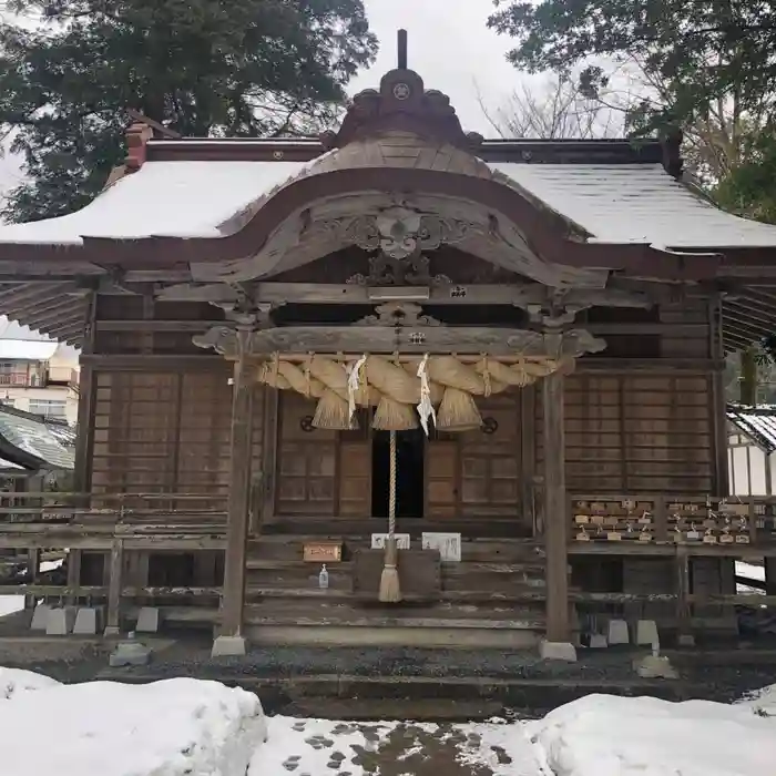 三朝神社の本殿