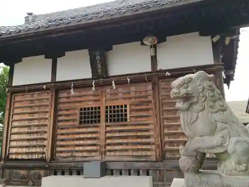 羽勝天神社の狛犬