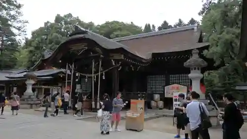 武田神社の本殿・本堂