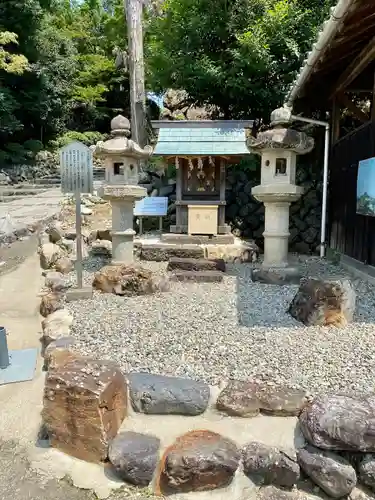 針綱神社の末社・摂社
