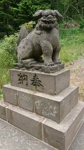 獅子内神社の狛犬