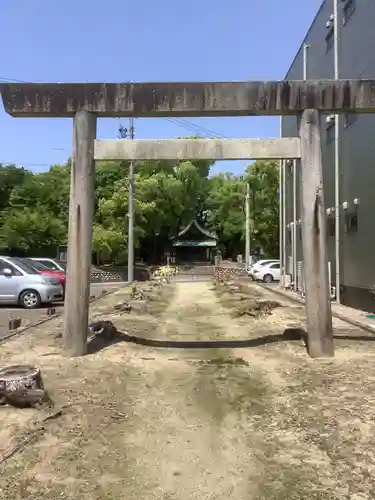 村社 八幡社の鳥居