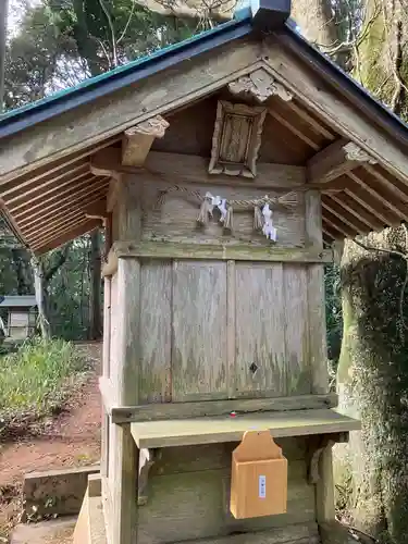 布自伎美神社の末社