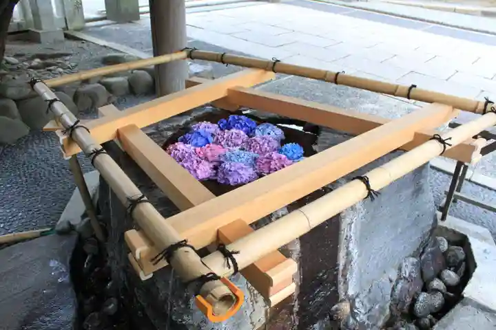 伊勢山皇大神宮の手水舎