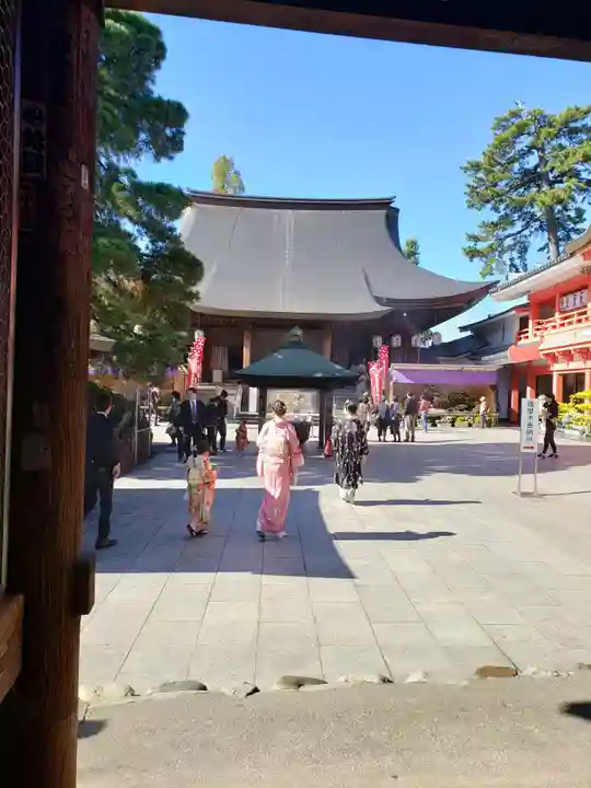 高幡不動尊 金剛寺の本殿・本堂