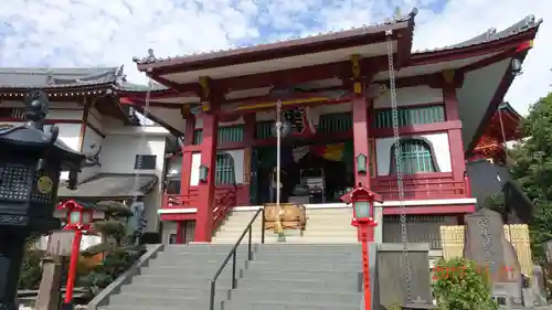 放生寺の本殿・本堂