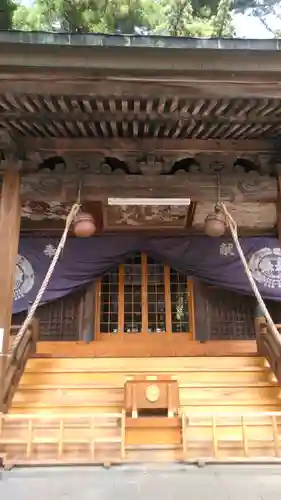 小国両神社の本殿