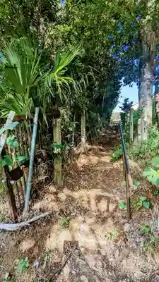 出世稲荷神社の周辺