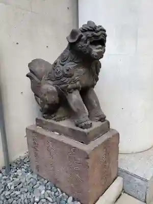 築土神社の狛犬