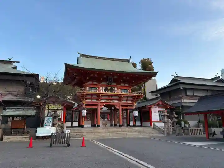 生田神社の{uncategorized: "未分類", other: "その他", undefined: "問題あり", building: "その他建物", grave: "お墓", sacred_gate: "鳥居", guardian: "狛犬", statue: "像", buddha: "仏像", history: "歴史", nature: "自然", garden: "庭園", animal: "動物", pagoda: "塔", temizu: "手水舎", mountain_gate: "山門・神門", sanctuary: "本殿・本堂", subordinate: "末社・摂社", art: "芸術", scenery: "景色", jizo: "地蔵", ema: "絵馬", goshuin: "御朱印", omikuji: "おみくじ", items: "授与品その他", amulet: "お守り", goshuincho: "御朱印帳", eats: "食事", festival: "お祭り", votive_dance: "神楽", shichigosan: "七五三参", wedding: "結婚式", experience: "体験その他", initially: "初詣", around: "周辺", anti_infection: "感染症対策"}