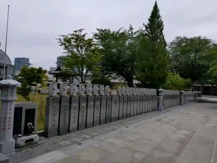高野山東京別院の{uncategorized: "未分類", other: "その他", undefined: "問題あり", building: "その他建物", grave: "お墓", sacred_gate: "鳥居", guardian: "狛犬", statue: "像", buddha: "仏像", history: "歴史", nature: "自然", garden: "庭園", animal: "動物", pagoda: "塔", temizu: "手水舎", mountain_gate: "山門・神門", sanctuary: "本殿・本堂", subordinate: "末社・摂社", art: "芸術", scenery: "景色", jizo: "地蔵", ema: "絵馬", goshuin: "御朱印", omikuji: "おみくじ", items: "授与品その他", amulet: "お守り", goshuincho: "御朱印帳", eats: "食事", festival: "お祭り", votive_dance: "神楽", shichigosan: "七五三参", wedding: "結婚式", experience: "体験その他", initially: "初詣", around: "周辺", anti_infection: "感染症対策"}
