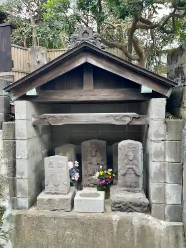 道祖神塔・庚申供養塔の{uncategorized: "未分類", other: "その他", undefined: "問題あり", building: "その他建物", grave: "お墓", sacred_gate: "鳥居", guardian: "狛犬", statue: "像", buddha: "仏像", history: "歴史", nature: "自然", garden: "庭園", animal: "動物", pagoda: "塔", temizu: "手水舎", mountain_gate: "山門・神門", sanctuary: "本殿・本堂", subordinate: "末社・摂社", art: "芸術", scenery: "景色", jizo: "地蔵", ema: "絵馬", goshuin: "御朱印", omikuji: "おみくじ", items: "授与品その他", amulet: "お守り", goshuincho: "御朱印帳", eats: "食事", festival: "お祭り", votive_dance: "神楽", shichigosan: "七五三参", wedding: "結婚式", experience: "体験その他", initially: "初詣", around: "周辺", anti_infection: "感染症対策"}