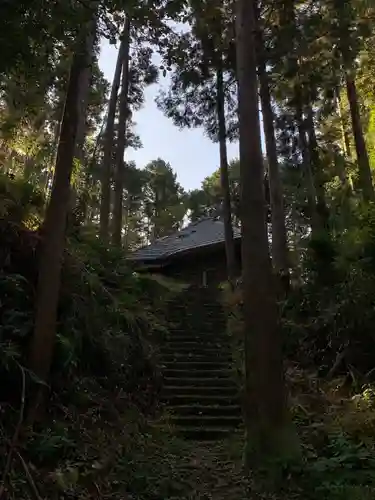 怒田沢観音堂のその他建物