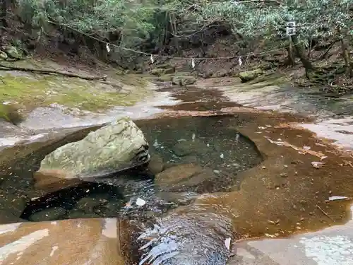 龍鎮神社(奈良県)