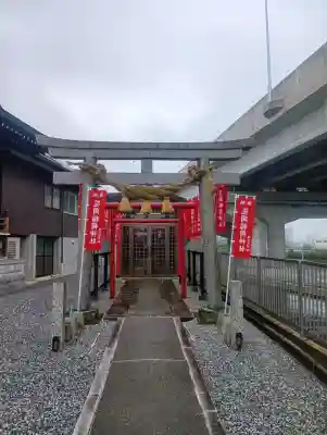 眞中神社の{uncategorized: "未分類", other: "その他", undefined: "問題あり", building: "その他建物", grave: "お墓", sacred_gate: "鳥居", guardian: "狛犬", statue: "像", buddha: "仏像", history: "歴史", nature: "自然", garden: "庭園", animal: "動物", pagoda: "塔", temizu: "手水舎", mountain_gate: "山門・神門", sanctuary: "本殿・本堂", subordinate: "末社・摂社", art: "芸術", scenery: "景色", jizo: "地蔵", ema: "絵馬", goshuin: "御朱印", omikuji: "おみくじ", items: "授与品その他", amulet: "お守り", goshuincho: "御朱印帳", eats: "食事", festival: "お祭り", votive_dance: "神楽", shichigosan: "七五三参", wedding: "結婚式", experience: "体験その他", initially: "初詣", around: "周辺", anti_infection: "感染症対策"}