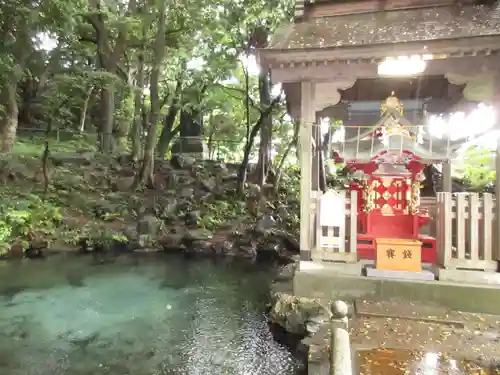 泉神社の末社