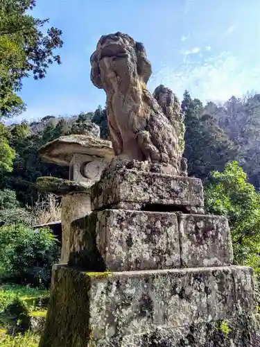 十二所神社の狛犬