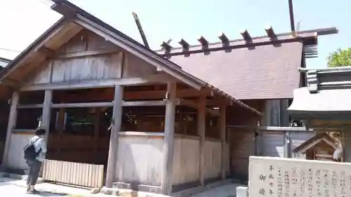 神明神社の本殿