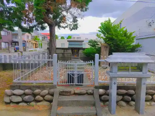 八幡社（熊之庄）の末社・摂社