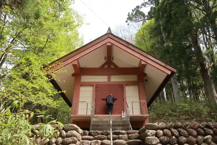 石徹白大師堂(岐阜県)