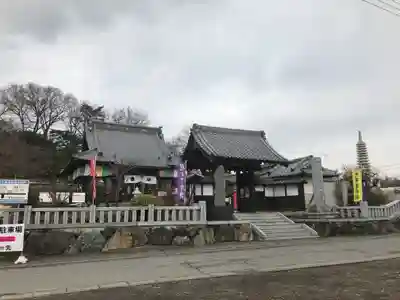 埼玉厄除け開運大師・龍泉寺（切り絵御朱印発祥の寺）のその他建物