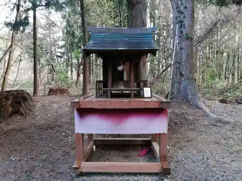 帳附神社の末社