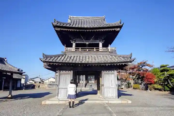 養寿寺の山門・神門