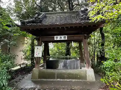忍　諏訪神社・東照宮　の手水舎