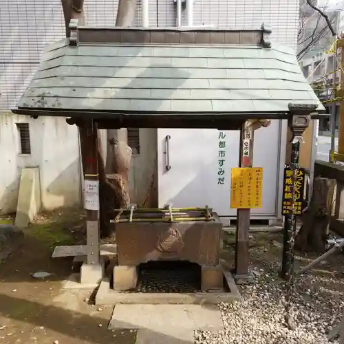 津軽稲荷神社の手水舎