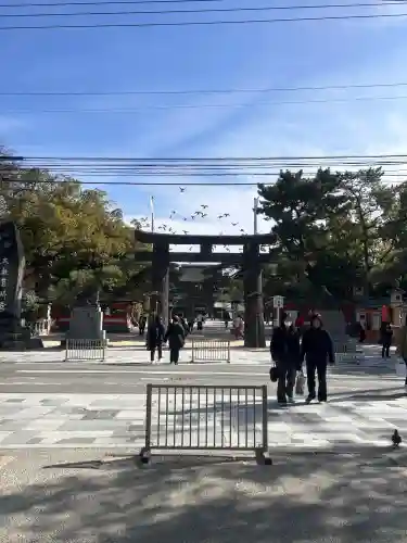 筥崎宮の{uncategorized: "未分類", other: "その他", undefined: "問題あり", building: "その他建物", grave: "お墓", sacred_gate: "鳥居", guardian: "狛犬", statue: "像", buddha: "仏像", history: "歴史", nature: "自然", garden: "庭園", animal: "動物", pagoda: "塔", temizu: "手水舎", mountain_gate: "山門・神門", sanctuary: "本殿・本堂", subordinate: "末社・摂社", art: "芸術", scenery: "景色", jizo: "地蔵", ema: "絵馬", goshuin: "御朱印", omikuji: "おみくじ", items: "授与品その他", amulet: "お守り", goshuincho: "御朱印帳", eats: "食事", festival: "お祭り", votive_dance: "神楽", shichigosan: "七五三参", wedding: "結婚式", experience: "体験その他", initially: "初詣", around: "周辺", anti_infection: "感染症対策"}