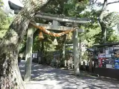 建部大社の鳥居