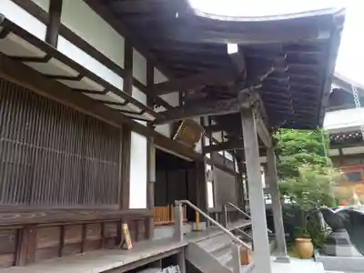 報国寺の本殿・本堂