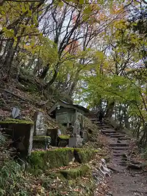 劔山本宮宝蔵石神社(徳島県)
