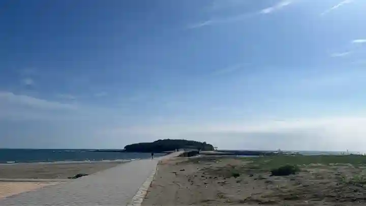青島神社(青島神宮)の{uncategorized: "未分類", other: "その他", undefined: "問題あり", building: "その他建物", grave: "お墓", sacred_gate: "鳥居", guardian: "狛犬", statue: "像", buddha: "仏像", history: "歴史", nature: "自然", garden: "庭園", animal: "動物", pagoda: "塔", temizu: "手水舎", mountain_gate: "山門・神門", sanctuary: "本殿・本堂", subordinate: "末社・摂社", art: "芸術", scenery: "景色", jizo: "地蔵", ema: "絵馬", goshuin: "御朱印", omikuji: "おみくじ", items: "授与品その他", amulet: "お守り", goshuincho: "御朱印帳", eats: "食事", festival: "お祭り", votive_dance: "神楽", shichigosan: "七五三参", wedding: "結婚式", experience: "体験その他", initially: "初詣", around: "周辺", anti_infection: "感染症対策"}