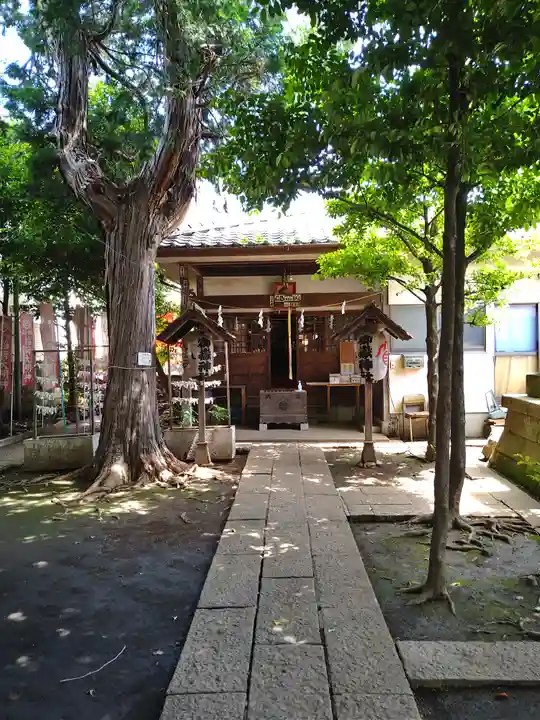 御嶽神社の本殿・本堂