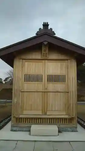 西久保稲荷神社の本殿